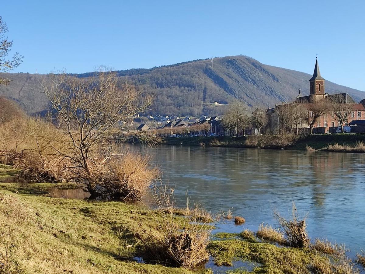 Entre Meuse Et Foret Revin  Bagian luar foto